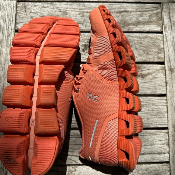 On Cloud Monochrome Flare Running Shoes - Picture 7 of 10